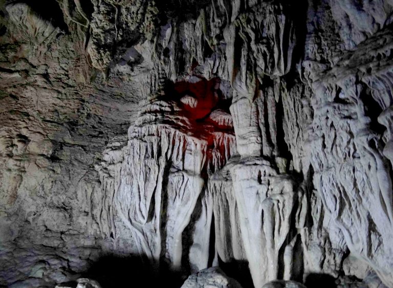 limestone-cave-at-baratang-island1
