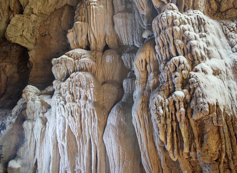 limestone cave at baratang island2