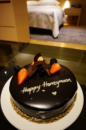 Honeymoon Cake